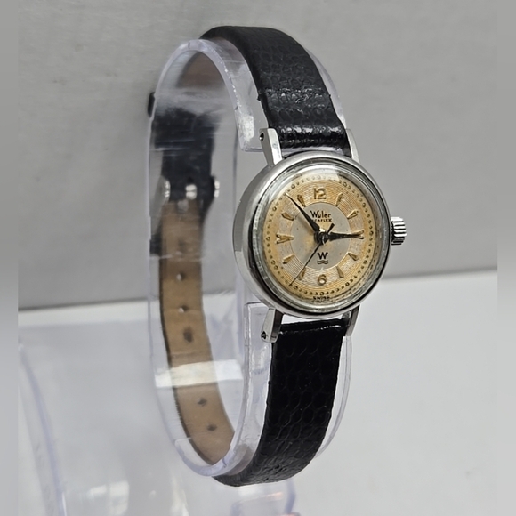 Vintage Womens Wyler Incaflex Swiss Watch Manual Wind Silver Black Leather Runs - Picture 3 of 11